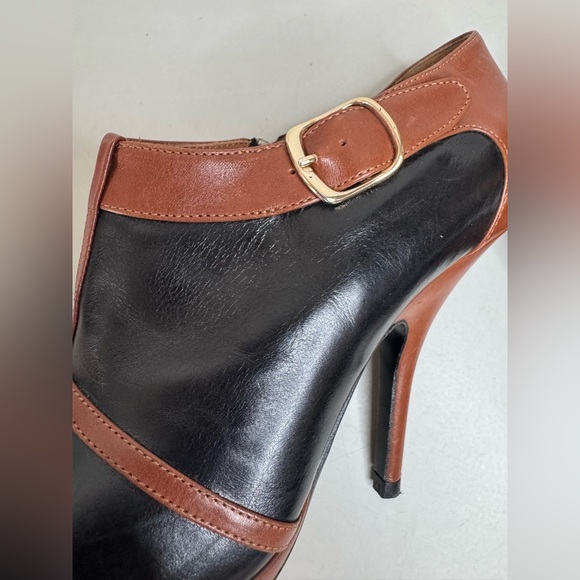 Dries Van Noten Leather Ankle Boots – Size 7.5 (Fits Like 7) - Picture 7 of 16